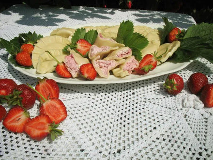 Pierogi z truskawkami 400 g